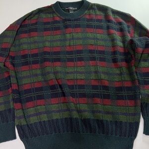 Vintage Geoffrey Beene Men's Crewneck Sweater - Green and Red Plaid